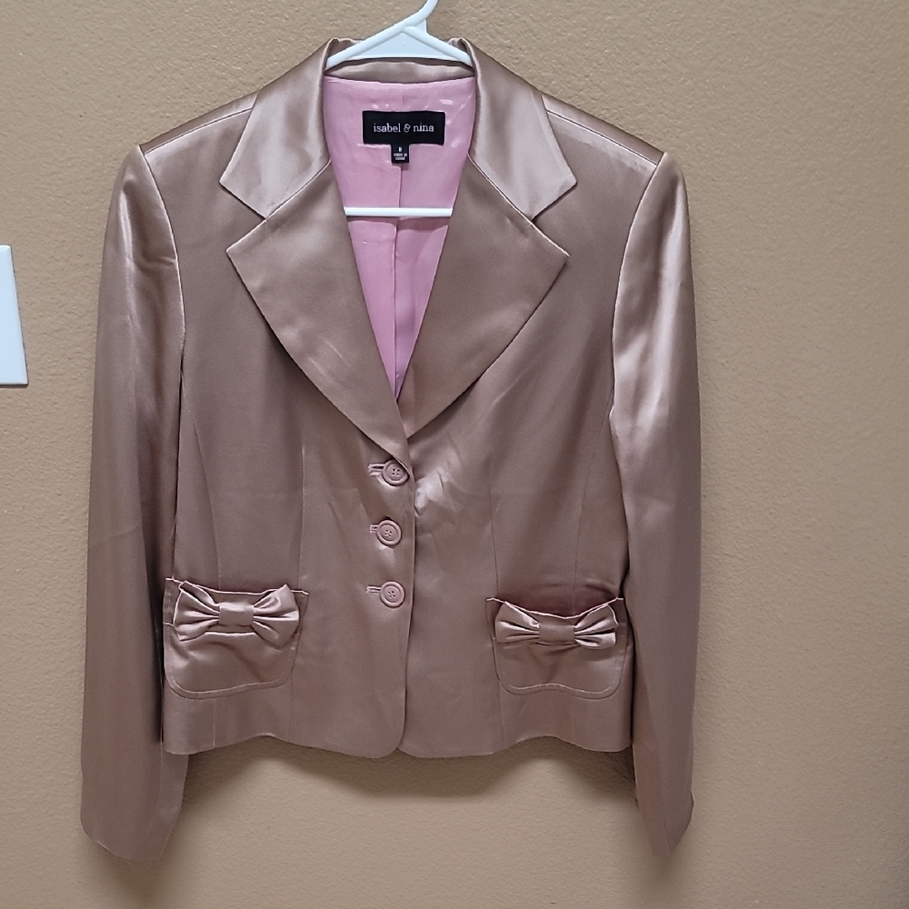 Pink and Tan Blazer with Luxurious Fabric and Cropped Fit